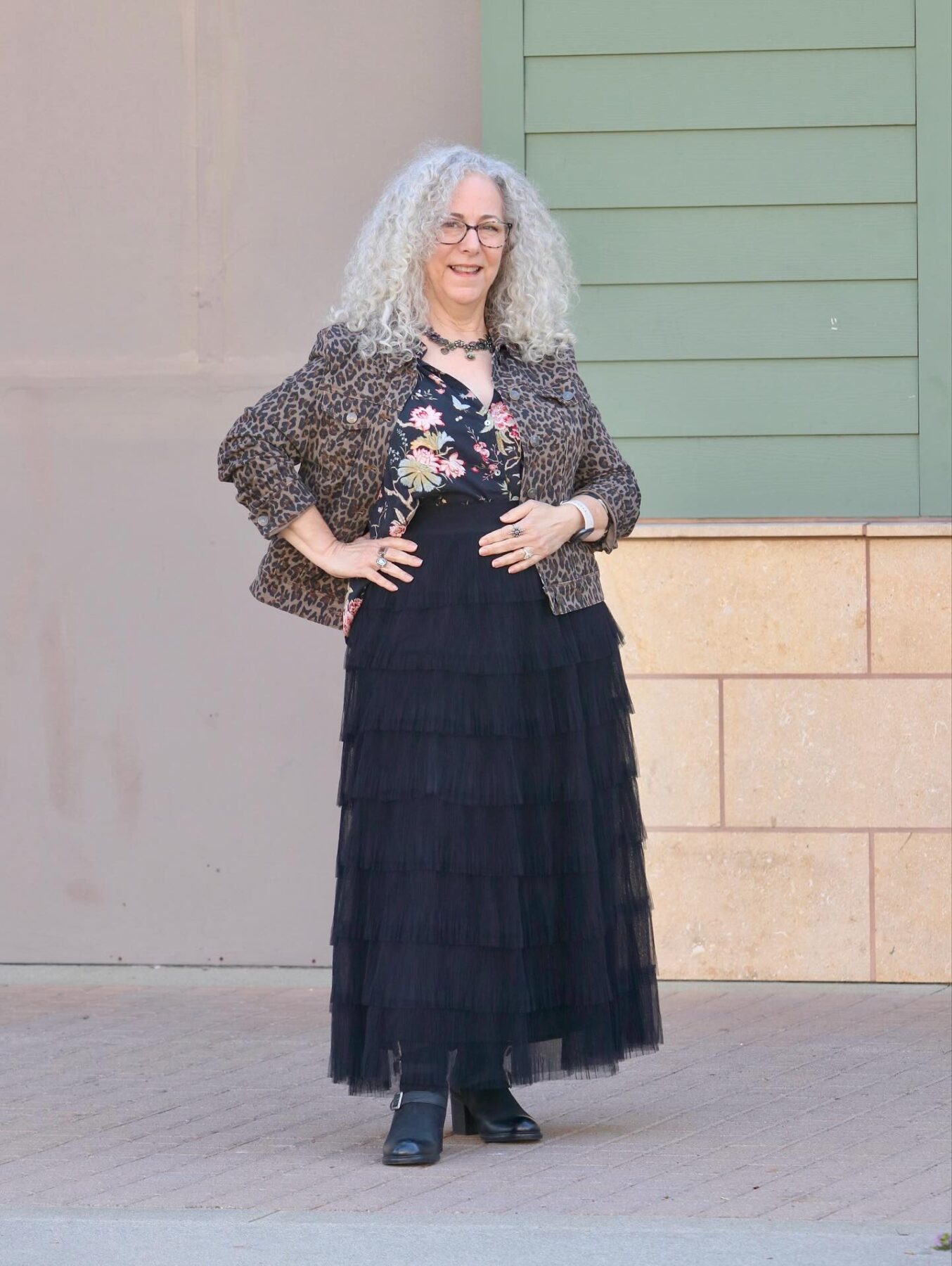 A little style sense, a little common sense - plus a few opinions that don’t follow the crowd. 

🖤 leopard meets floral
💭 comfort, confidence, and midlife perspective 
👢secondhand favorites featured 

Some fashion “rules” are worth breaking, and some trends just need a reality check. 

👉🏻 link in bio to read the post

📸: @mark_m_perez 

#stylewithoutrules #midlifestyle #fashionover50 #styleover50 #over50blogger #50plusandfabulous #styleatanyage #aginggracefully #everydaystyle #agelessstyle #personalstyle #ageisjustanumber #nevertooold #olderandbolder #preloved #unapologeticallythrifted #thriftstorefinds #thriftedfashion #ilovethrifting #recycledfashion #sustainablefashion #thriftersofinstagram